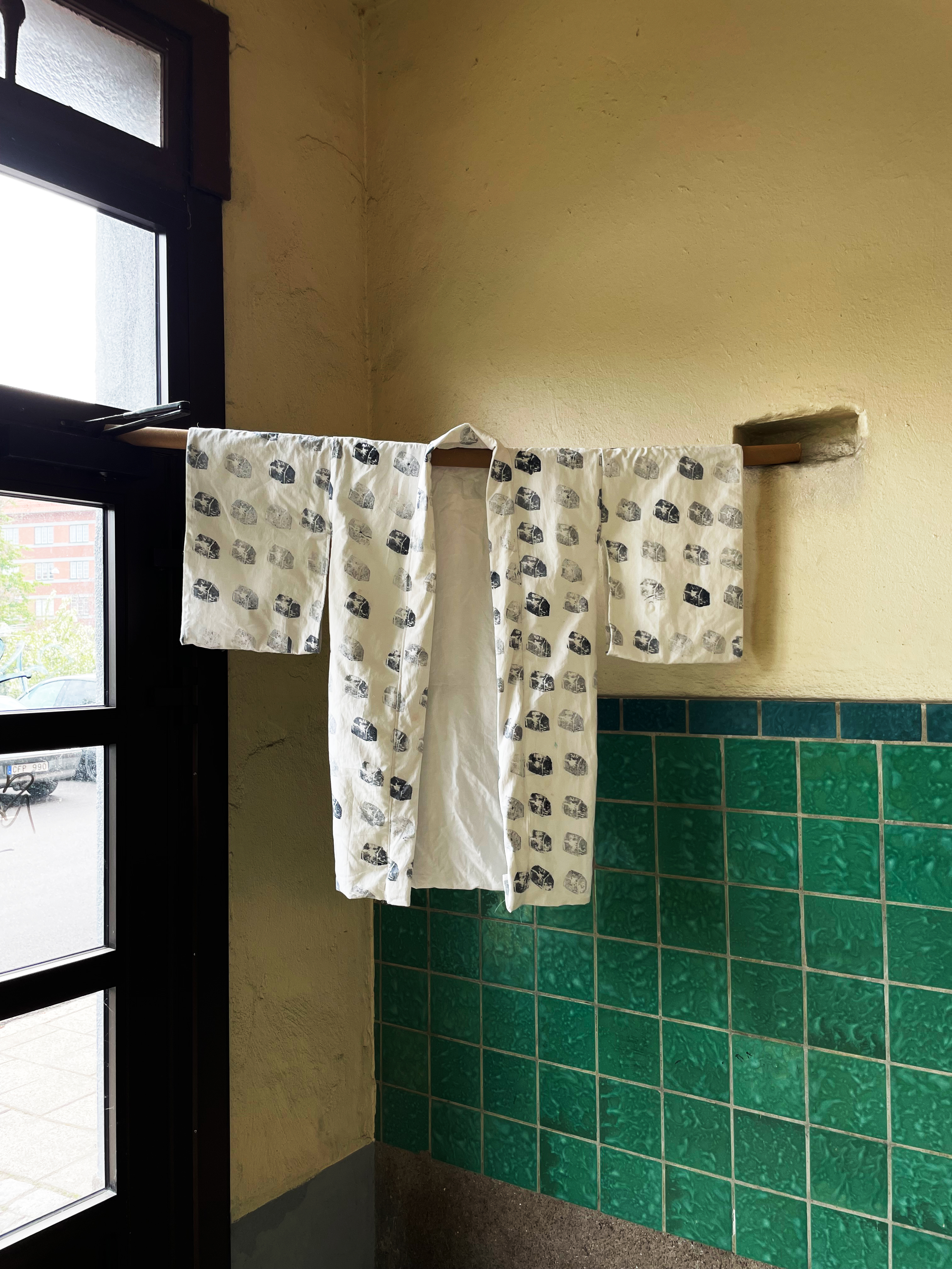 Hanging Kimono. Photo. 